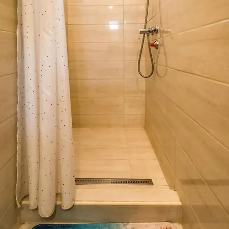 Apartament Pavics *